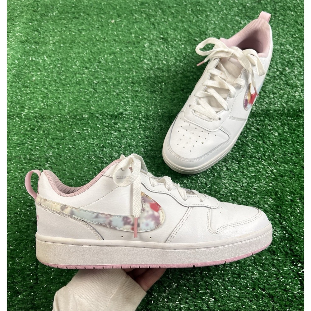 Nike Women’s White and Pink Low-Top Sneakers
